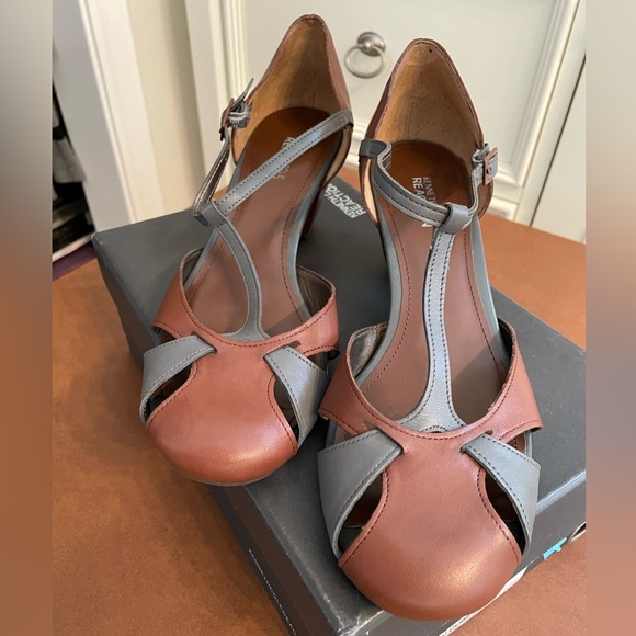 Kenneth Cole Reaction U Cube t-strap shoe size 10- grey and brown leather- NWT - Picture 5 of 9